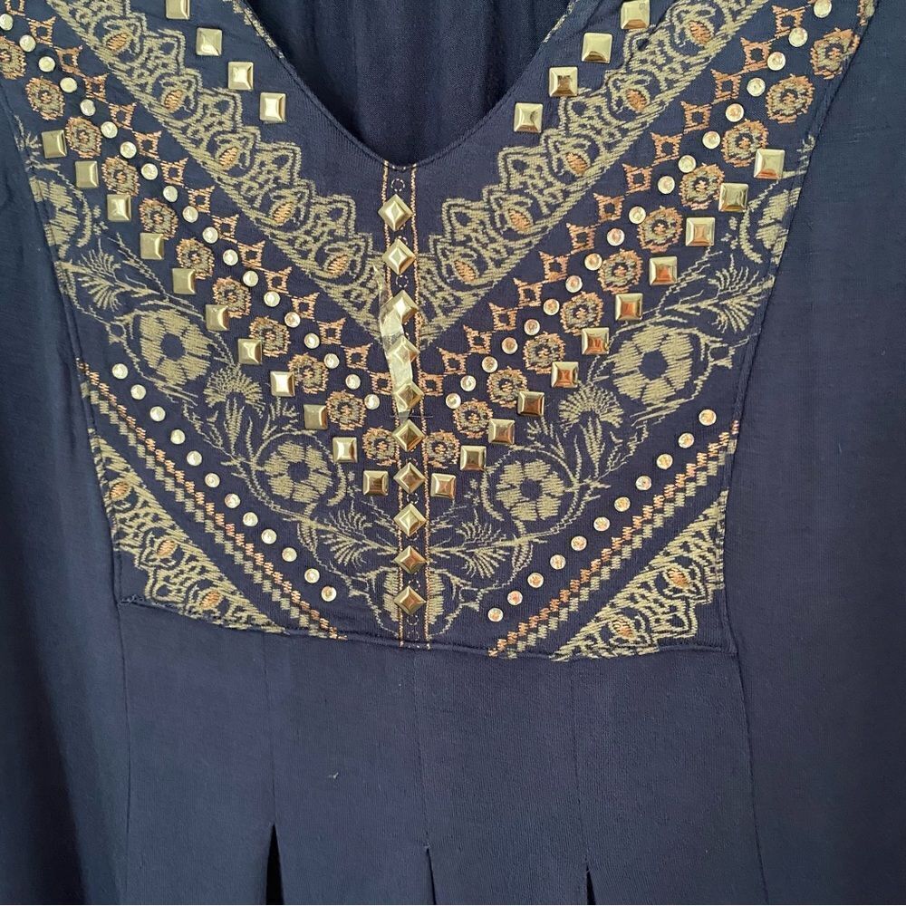 Style & Co. Women’s Deep V Neck Blue Stud Details Short Sleeve Top size PP - Picture 3 of 3